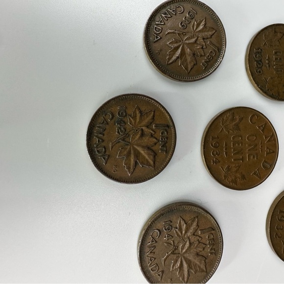 Lot of 7 Vintage Canadian Pennies – 1928 to 1947 – George V & VI – Historic Copp - Picture 8 of 12